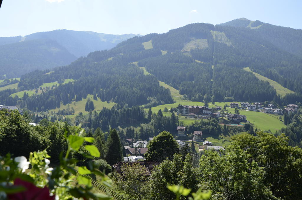 Panoramapension Lerchner Bad Kleinkirchheim Exteriör bild